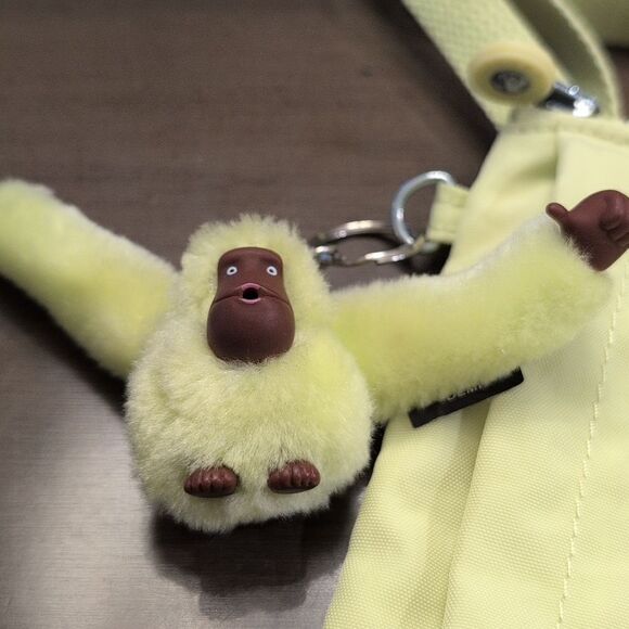 Kipling Chester Small Crossbody Shoulder Bag in Lime Green - Picture 2 of 16